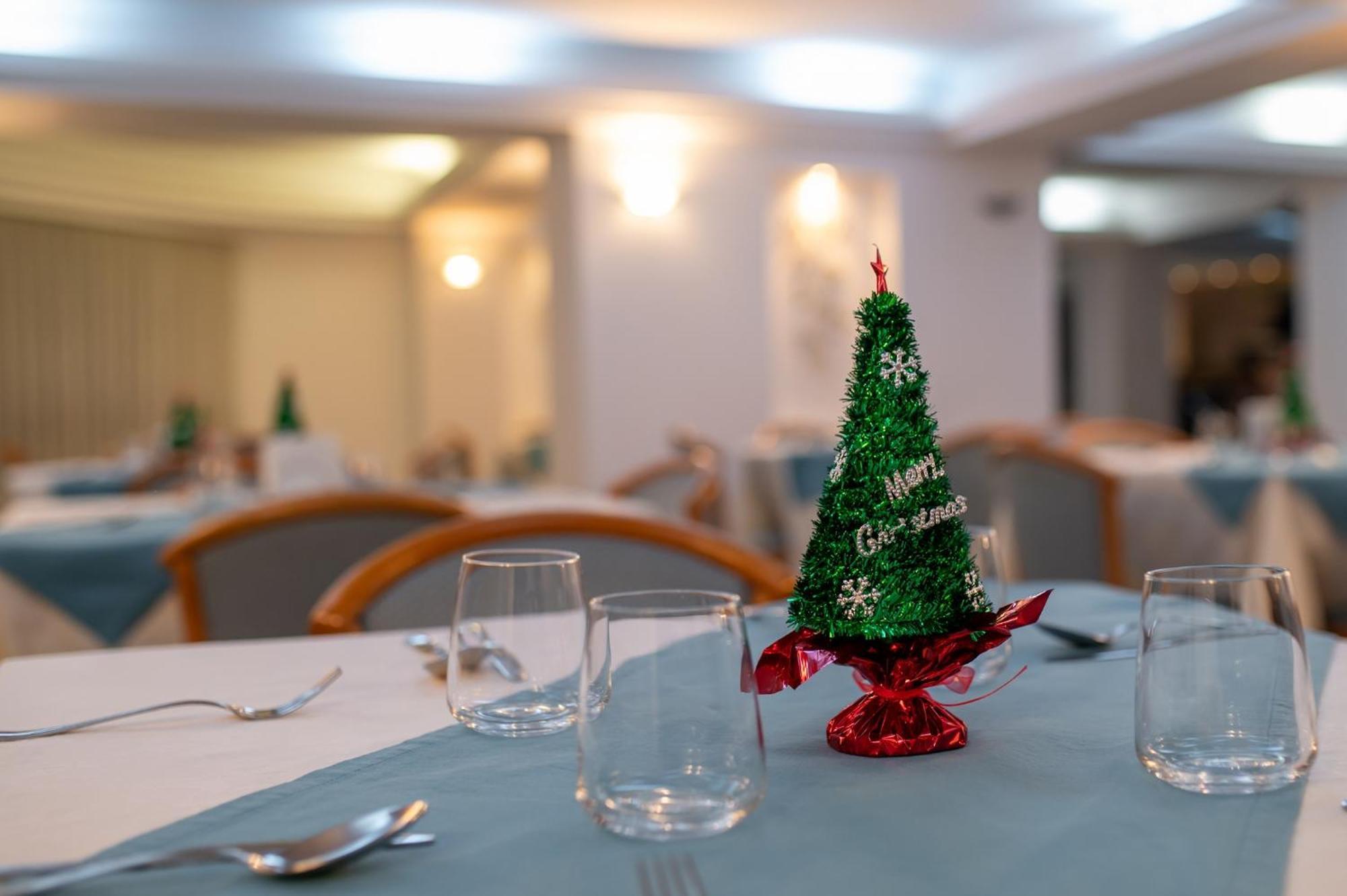 Hotel Excelsior Timişoara Buitenkant foto