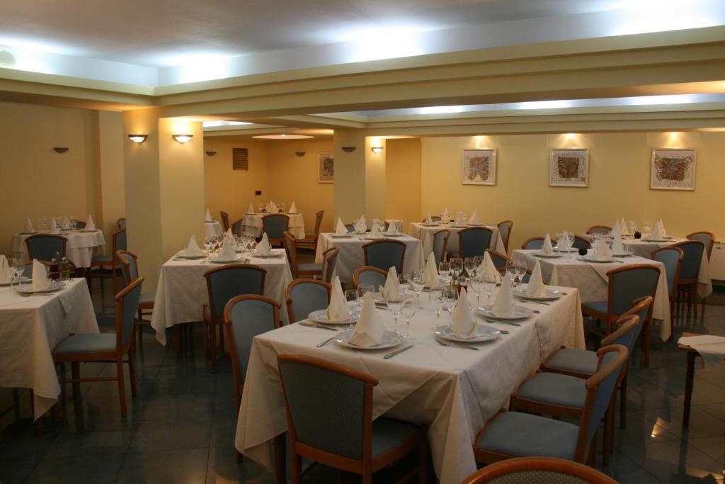 Hotel Excelsior Timişoara Buitenkant foto